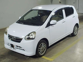 TOYOTA PIXIS EPOCH 2013