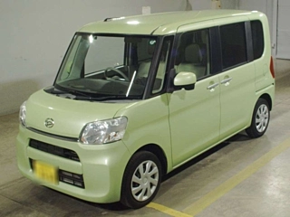 DAIHATSU TANTO 2015