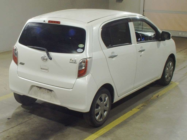 DAIHATSU MIRA E S 2012