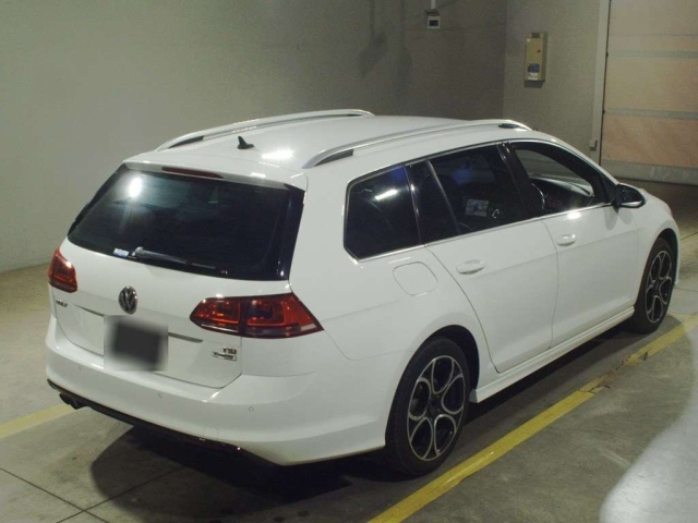 VOLKSWAGEN GOLF VARIANT 2015