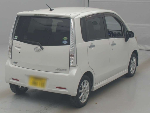 DAIHATSU MOVE 2013