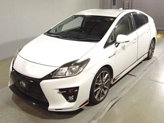 TOYOTA PRIUS 2013
