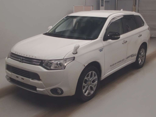 MITSUBISHI OUTLANDER PHEV 2014