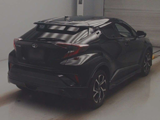TOYOTA C-HR 2017
