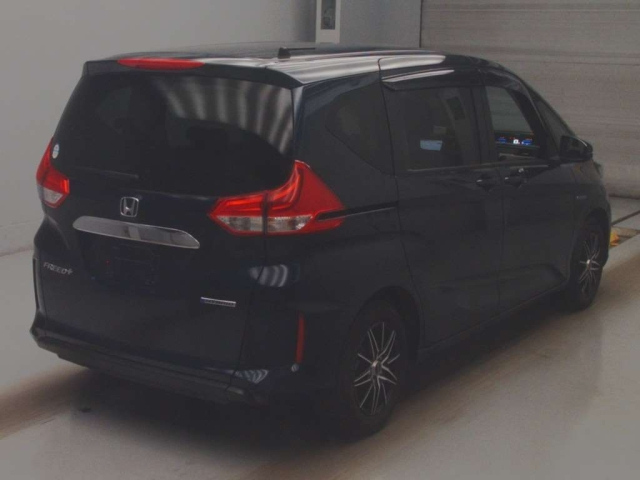 HONDA FREED 2022
