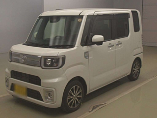 TOYOTA PIXIS MEGA 2018
