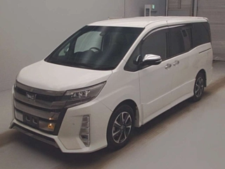TOYOTA NOAH 2021
