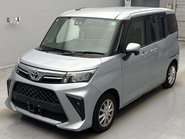TOYOTA ROOMY 2021
