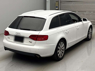 AUDI A4 2011