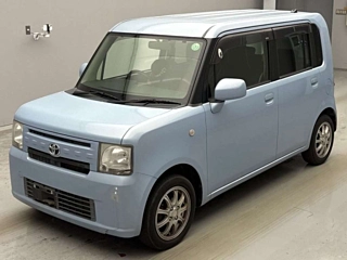 TOYOTA PIXIS SPACE 2013
