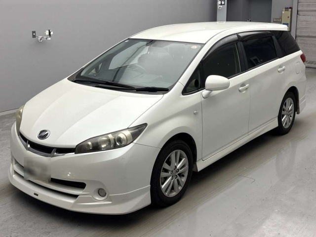 TOYOTA WISH 2012