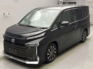 TOYOTA VOXY 2022