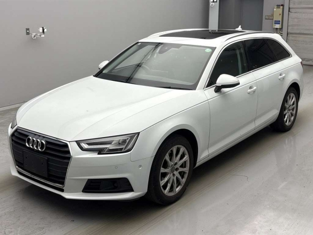 AUDI A4 2017