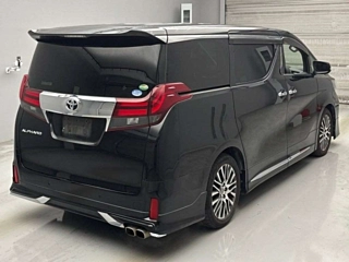 TOYOTA ALPHARD 2015