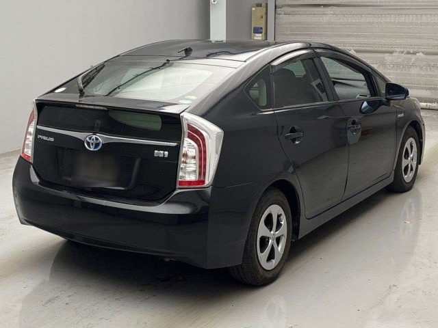 TOYOTA PRIUS 2012