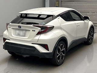 TOYOTA C-HR 2017