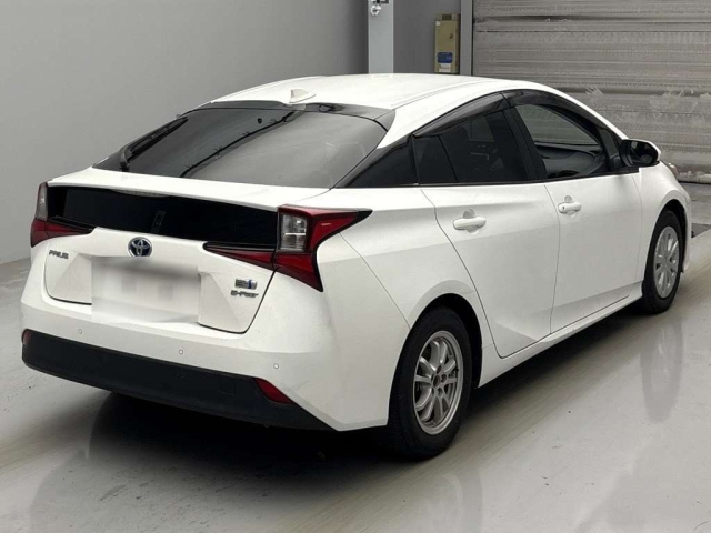 TOYOTA PRIUS 2022