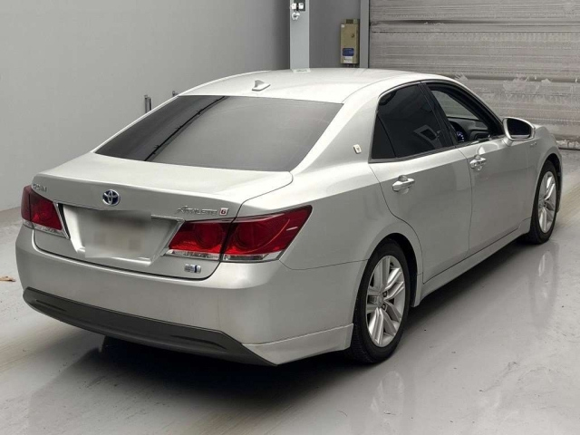 TOYOTA CROWN 2013