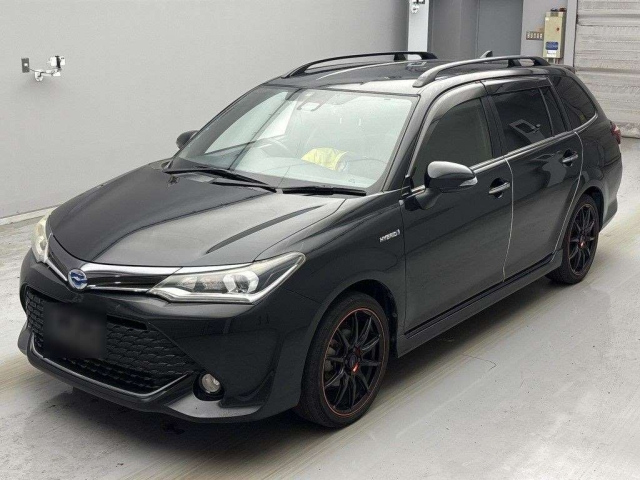 TOYOTA COROLLA FIELDER 2015