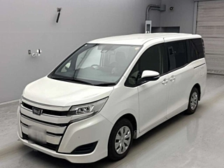 TOYOTA NOAH 2020
