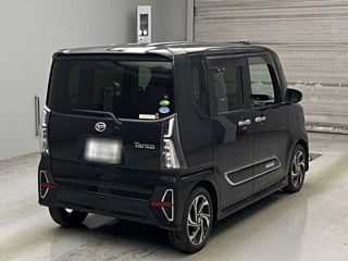 DAIHATSU TANTO 2021