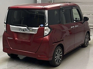 TOYOTA ROOMY 2021
