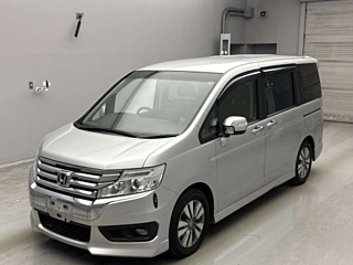 HONDA STEP WAGON 2013