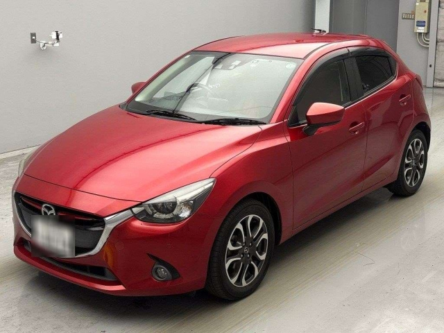 MAZDA DEMIO 2015