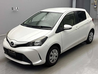 TOYOTA VITZ 2014