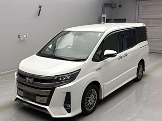 TOYOTA NOAH 2019