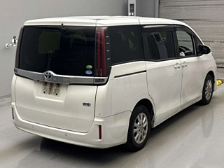 TOYOTA NOAH 2020