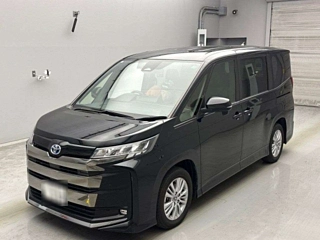 TOYOTA NOAH 2023