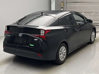 TOYOTA PRIUS 2021