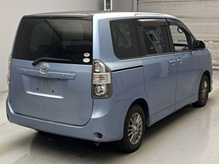 TOYOTA VOXY 2008