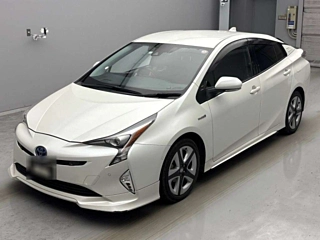 TOYOTA PRIUS 2016