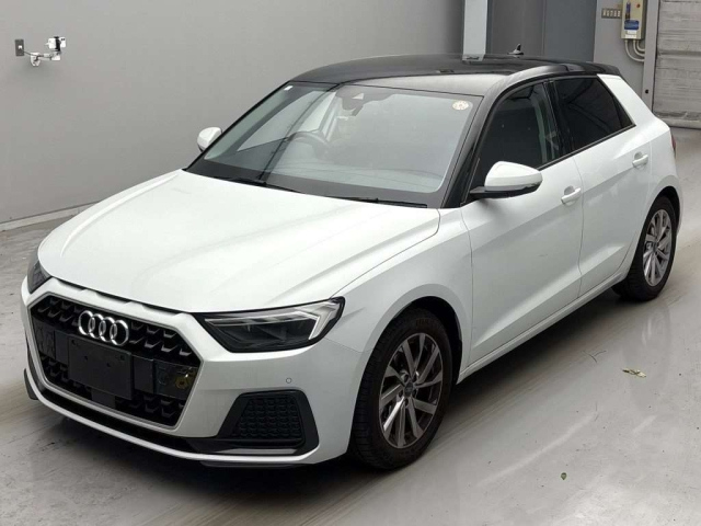 AUDI A1 2023