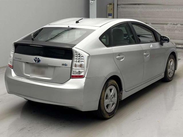 TOYOTA PRIUS 2010