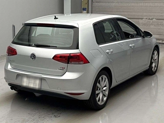 VOLKSWAGEN GOLF 2016