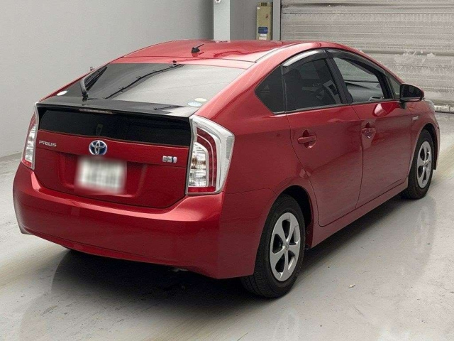 TOYOTA PRIUS 2012