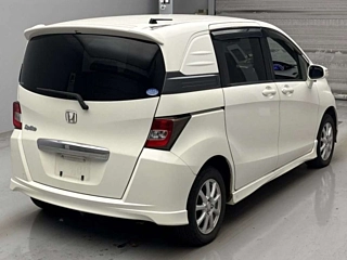 HONDA FREED 2012