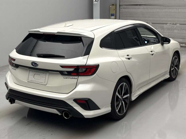 SUBARU LEVORG 2022