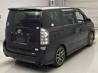 TOYOTA VOXY 2014