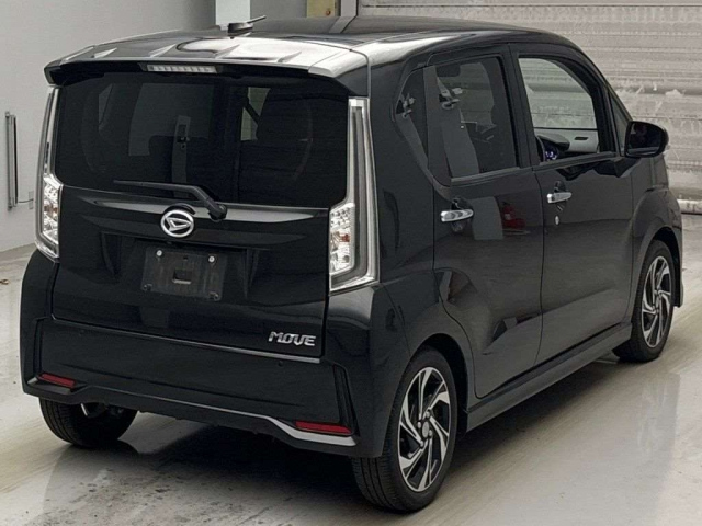 DAIHATSU MOVE 2022