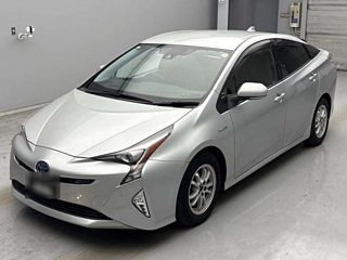 TOYOTA PRIUS 2017