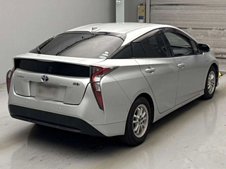 TOYOTA PRIUS 2017