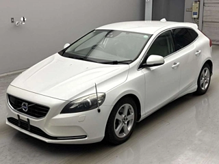 VOLVO V40 2014