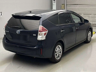 TOYOTA PRIUS ALPHA 2021