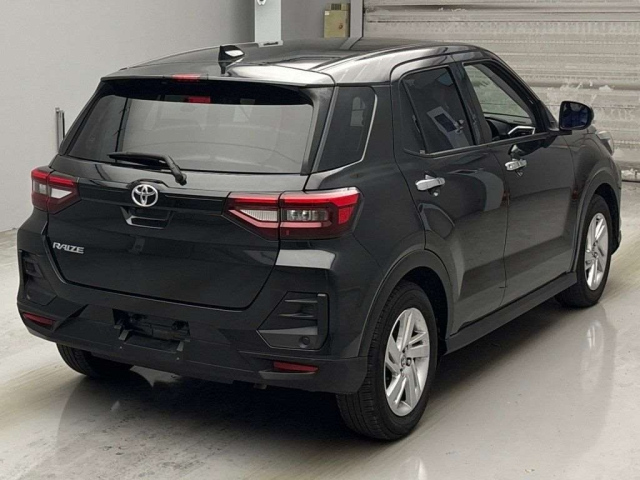 TOYOTA RAIZE 2023