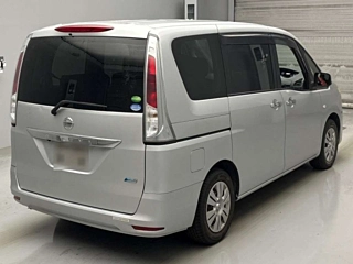 NISSAN SERENA 2012