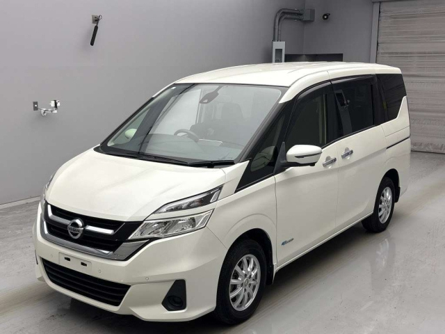 NISSAN SERENA 2017